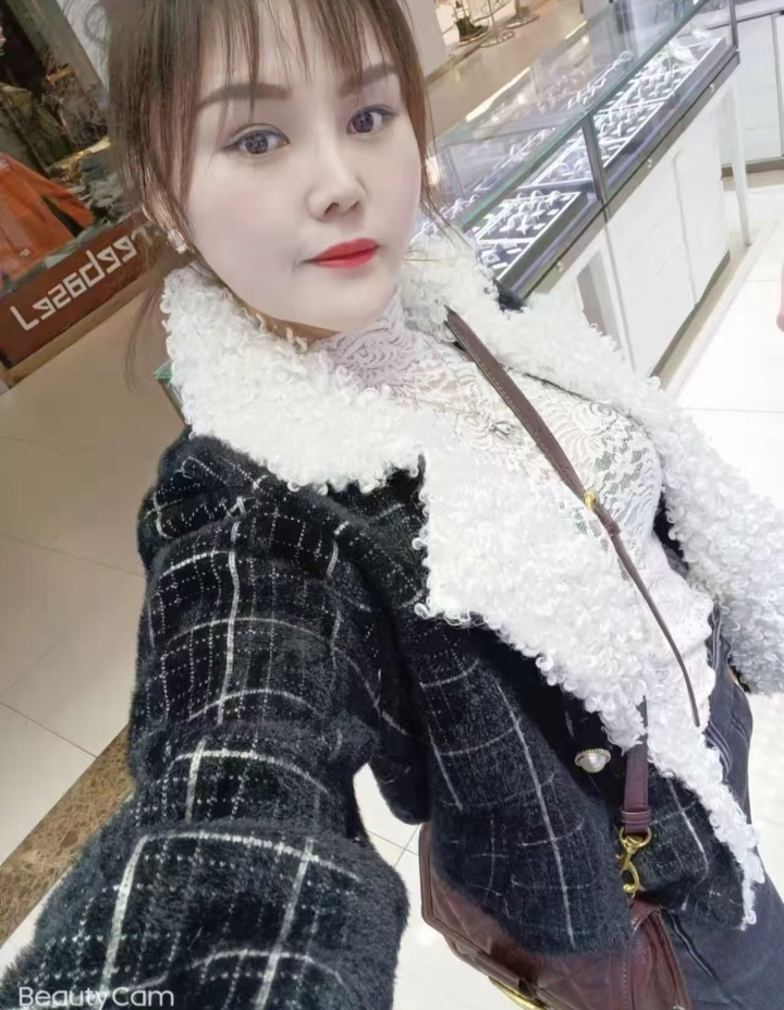 丰润美御姐招财包包