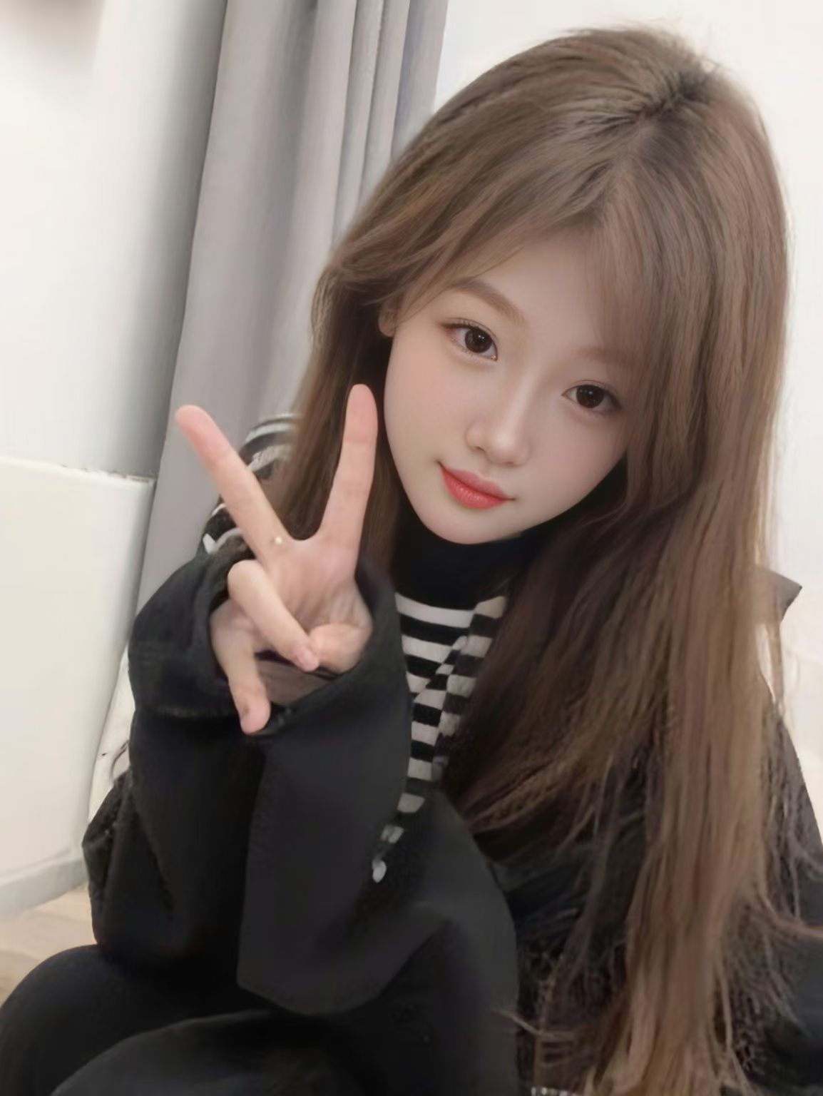 大学生欠网贷，出来做