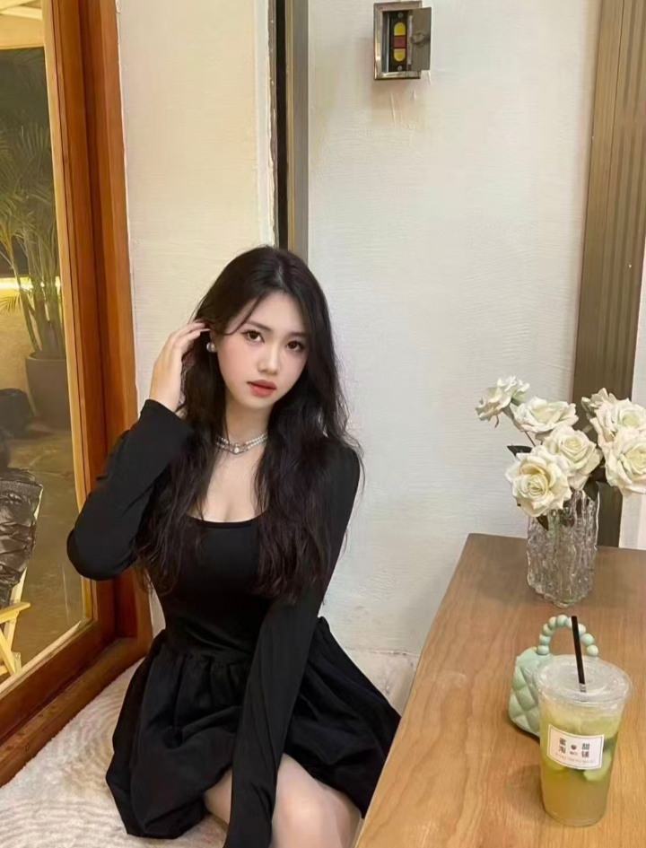 兼职新茶嫩妹玫瑰