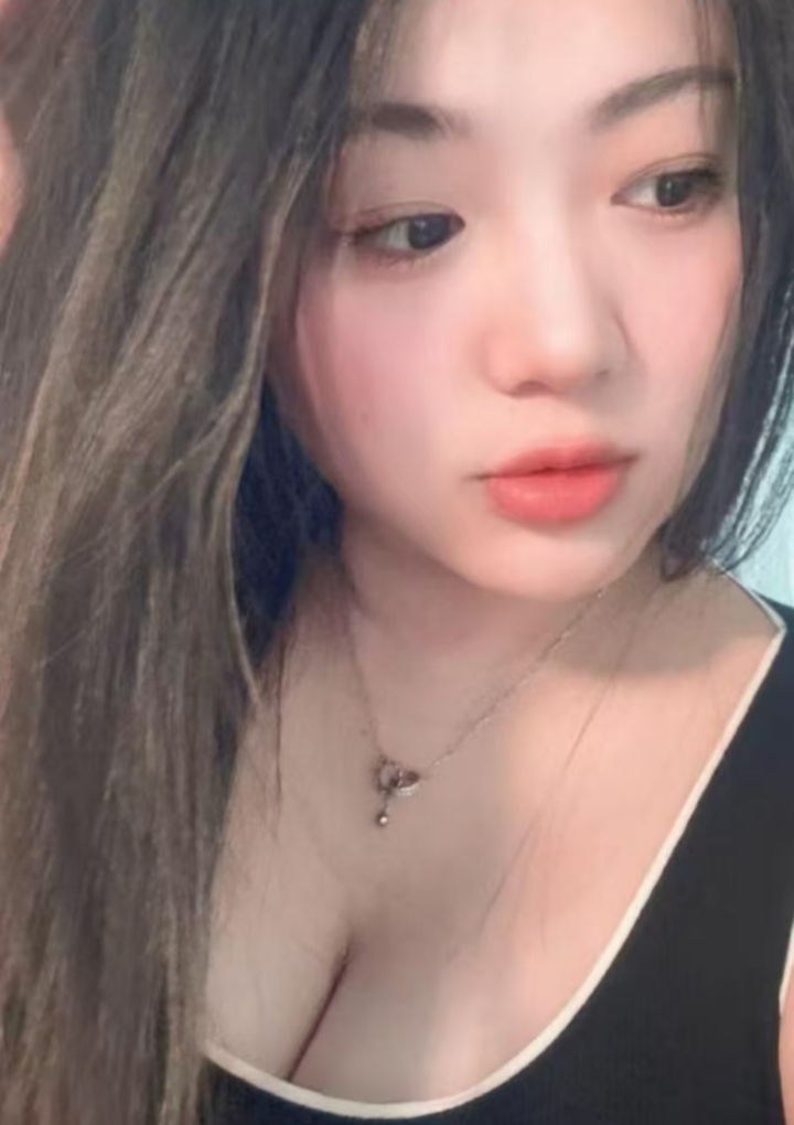 天河美乳萌妹彤彤