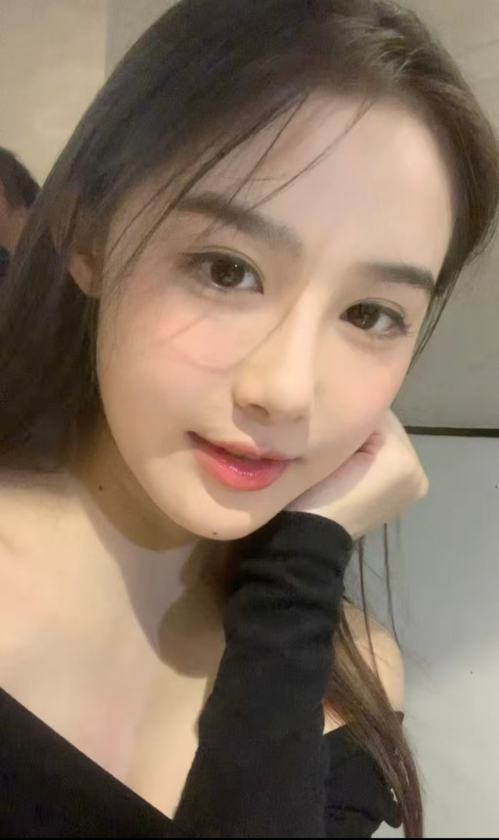 鼓楼纯欲甜妹果果