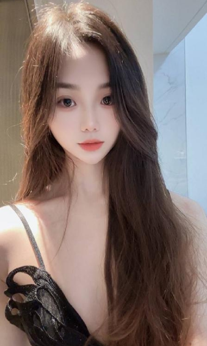 坂田细腰长腿甜妹梦舒