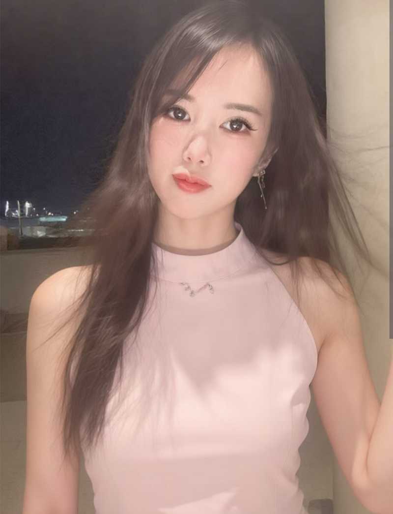 花都 身材控芝芝 大长腿 十足御女范 胸型美丽 软挺