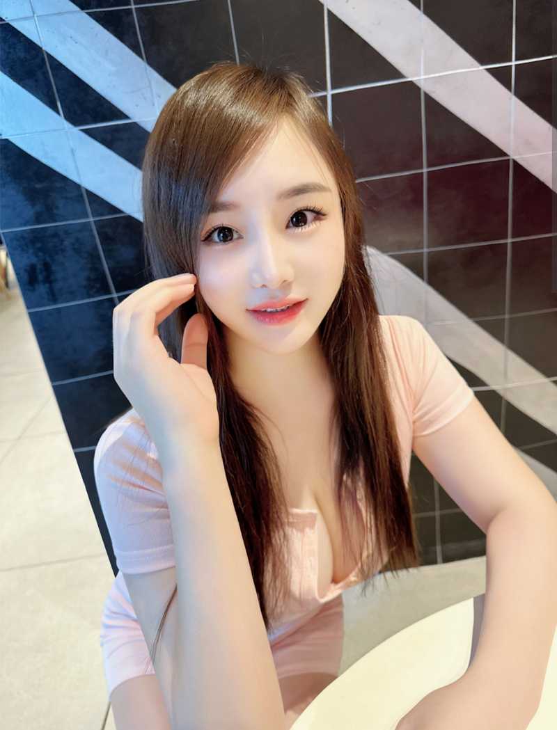 荔湾西村小玉玉 纯天然d杯 颜值身材都在线 福务挺有惊喜