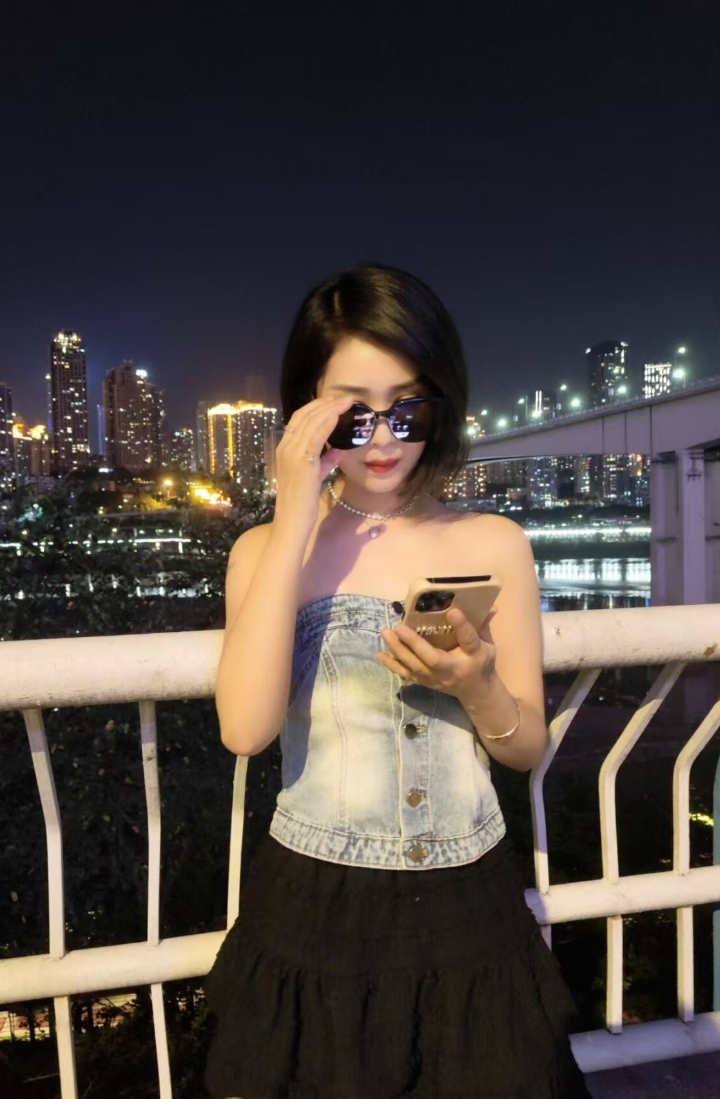 五里店情趣辣妹十月