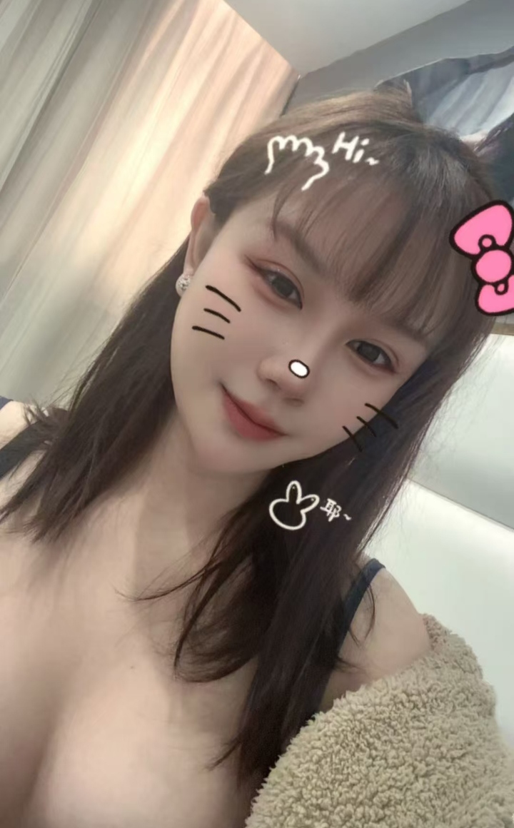 美艳丰满小姐姐转转