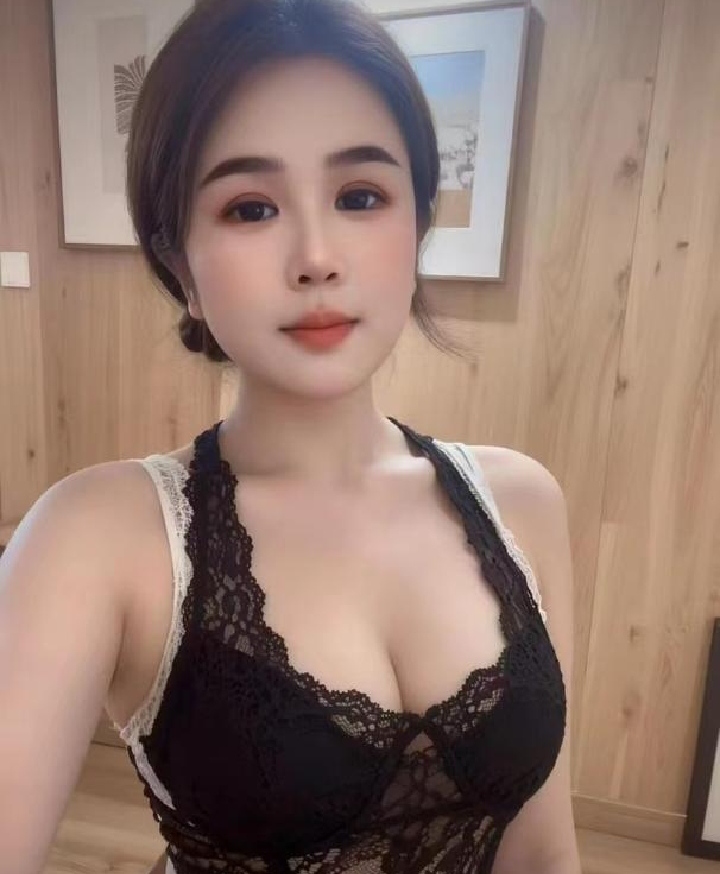 铁西丰满诱人小欲女