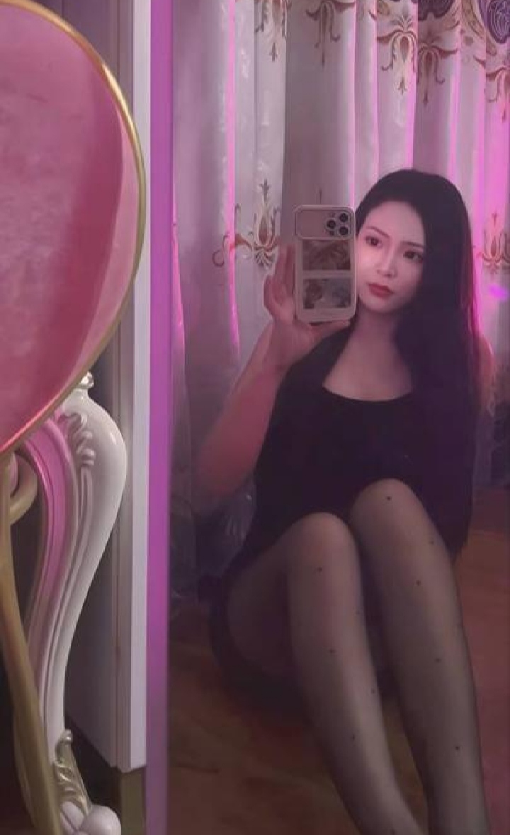 河西仙气巨乳御姐