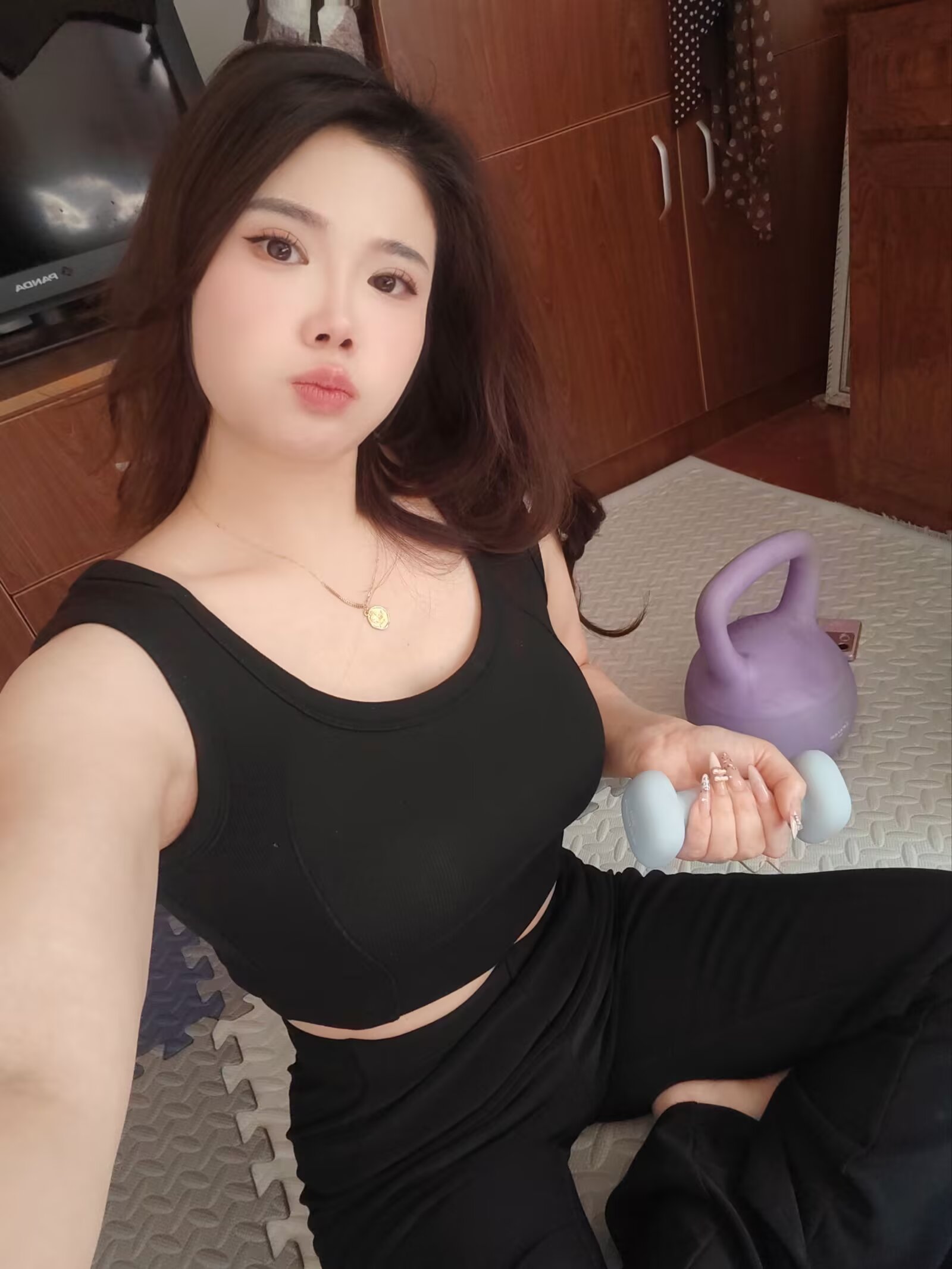 性感姐姐温柔似水让人流连忘返