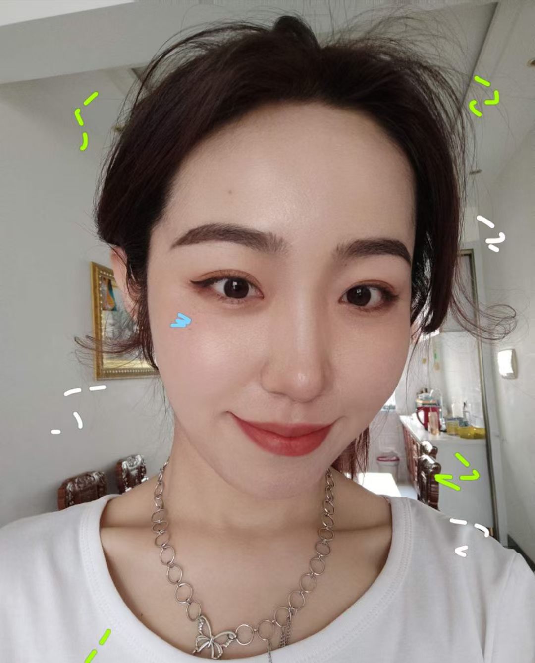 赤峰小美女 年龄下，腿长