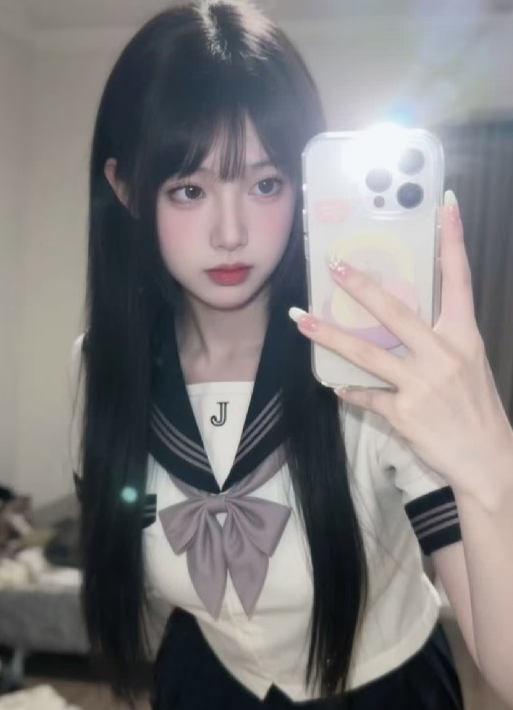 天河白嫩制服甜妹妞妞