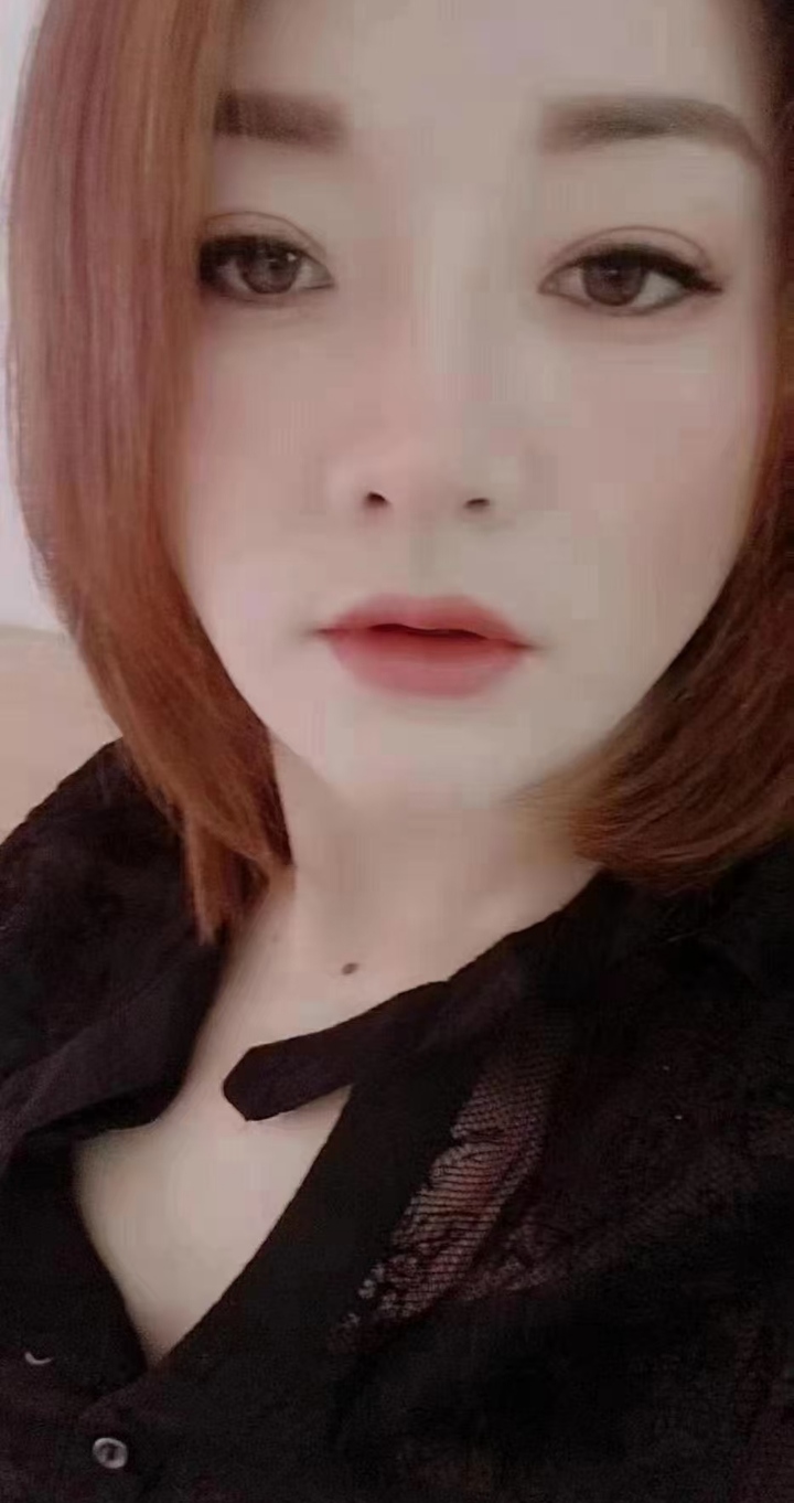 圆润小少妇开心