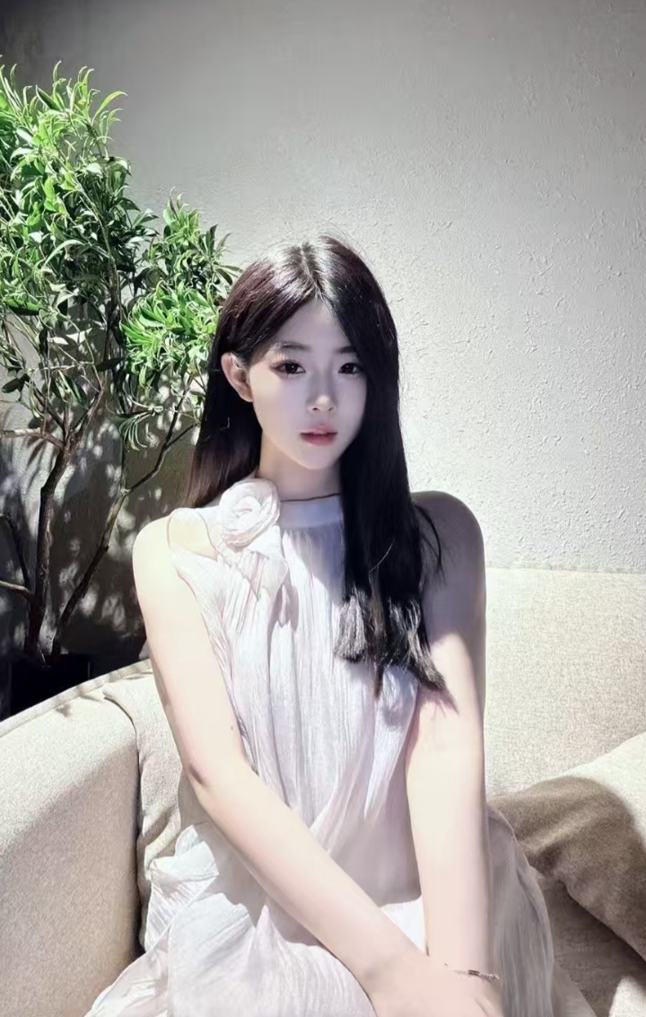 清纯兼职甜妹小羊羊