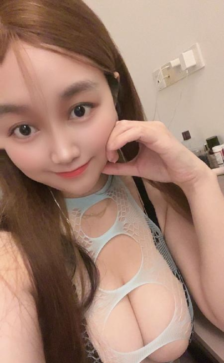 西乡超顶美乳允儿