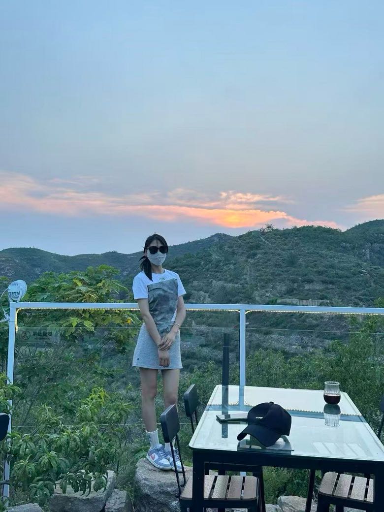 小嫩妹23岁，身材苗条