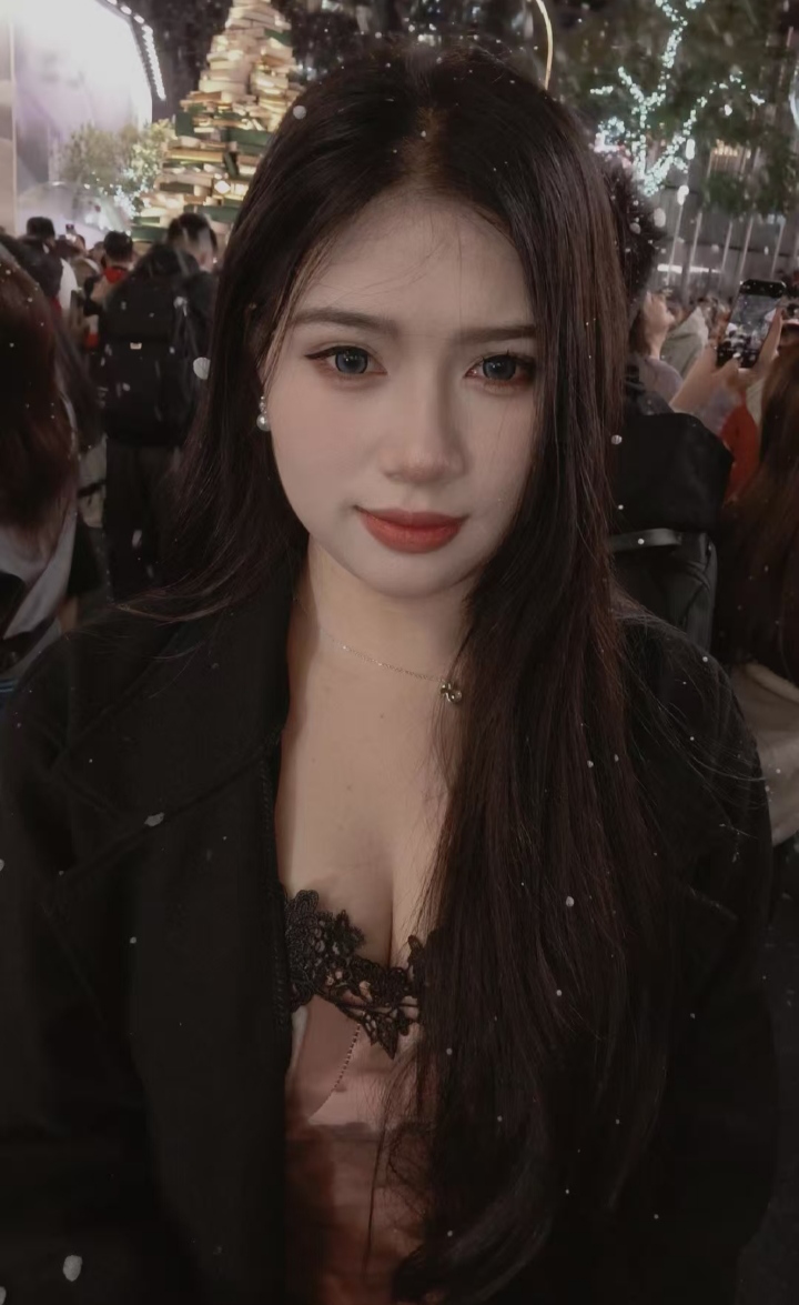 微胖极品美乳小师妹