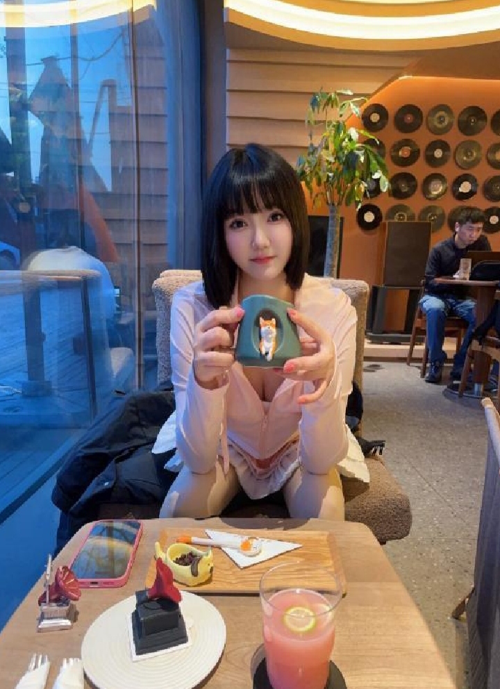 极品身材气质御姐丸子