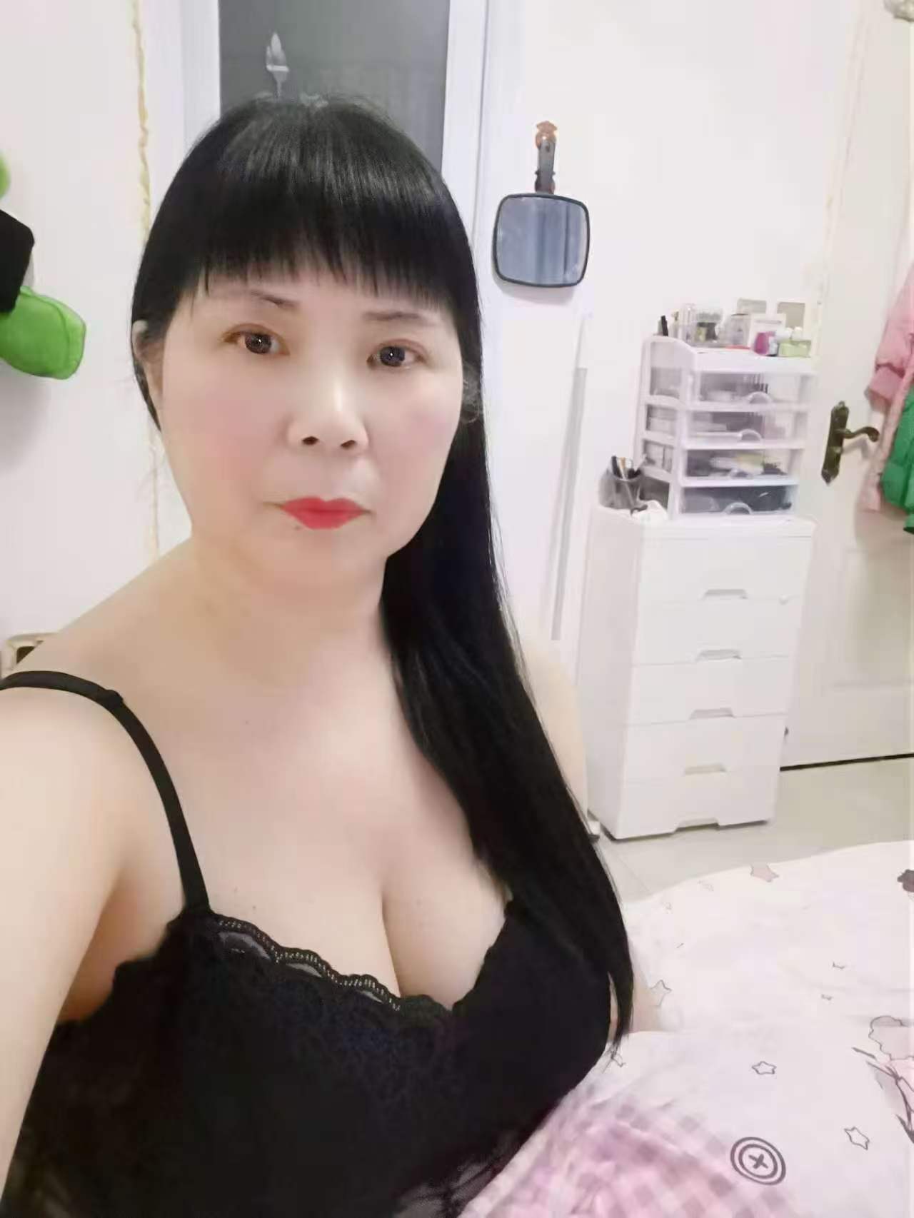 高新区兼职丰满型淑女
