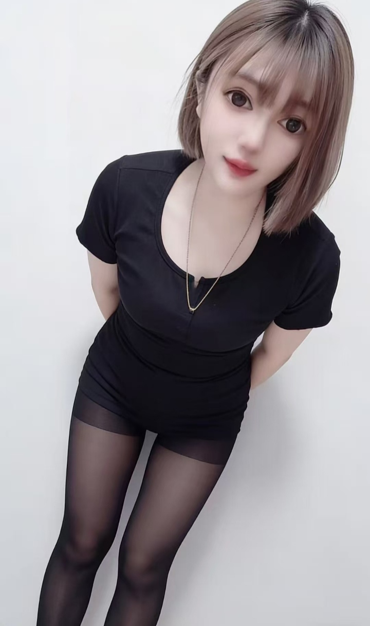 丰满情趣辣妹乐乐