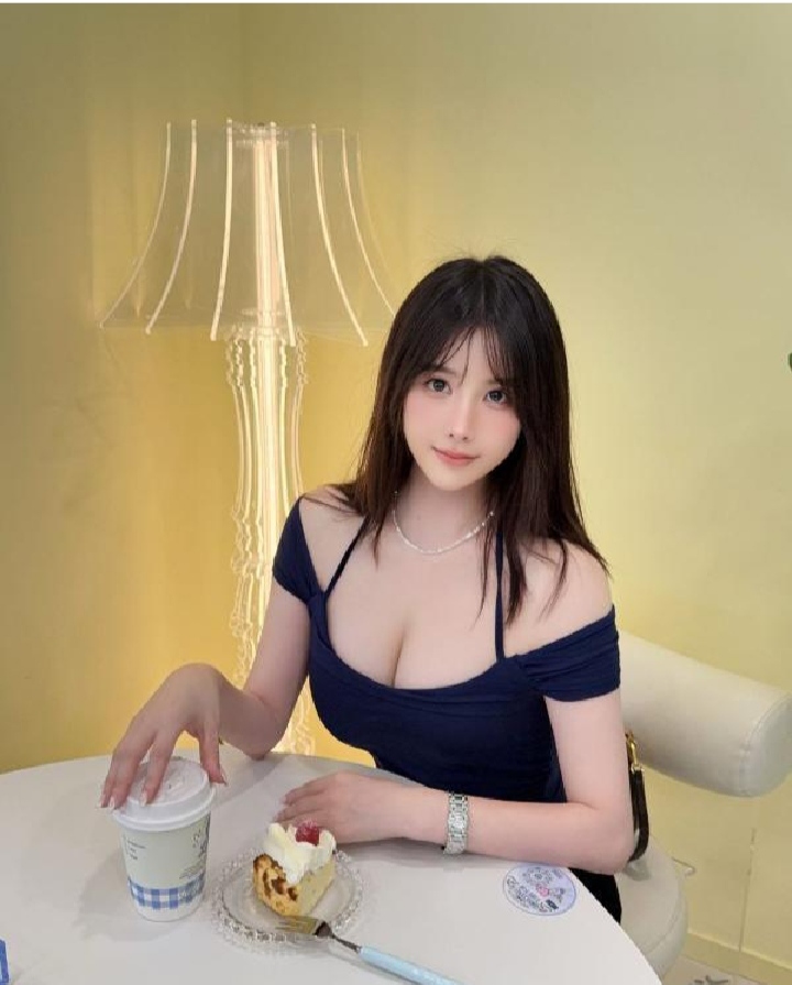 园区极品反差尤物