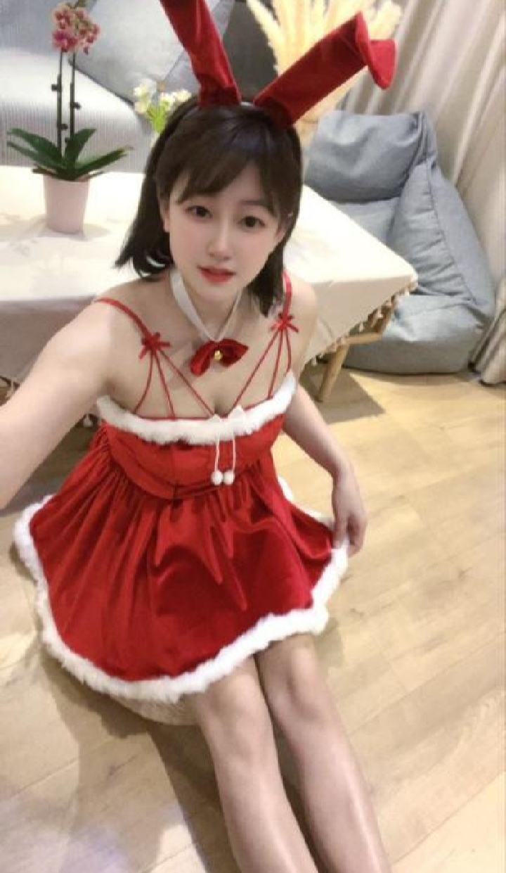 武侯角色扮演辣妹小羽