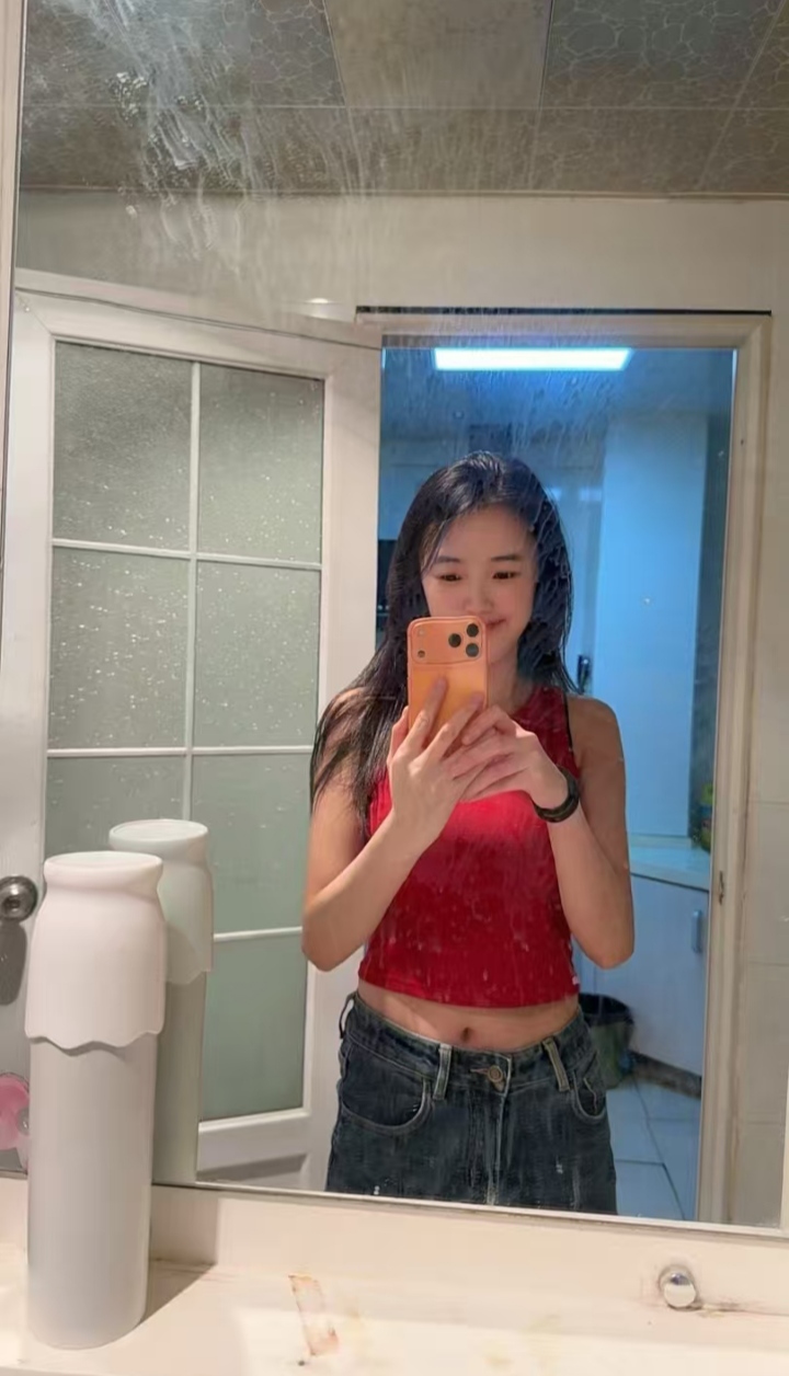 蜀山粉嫩甜妹优优