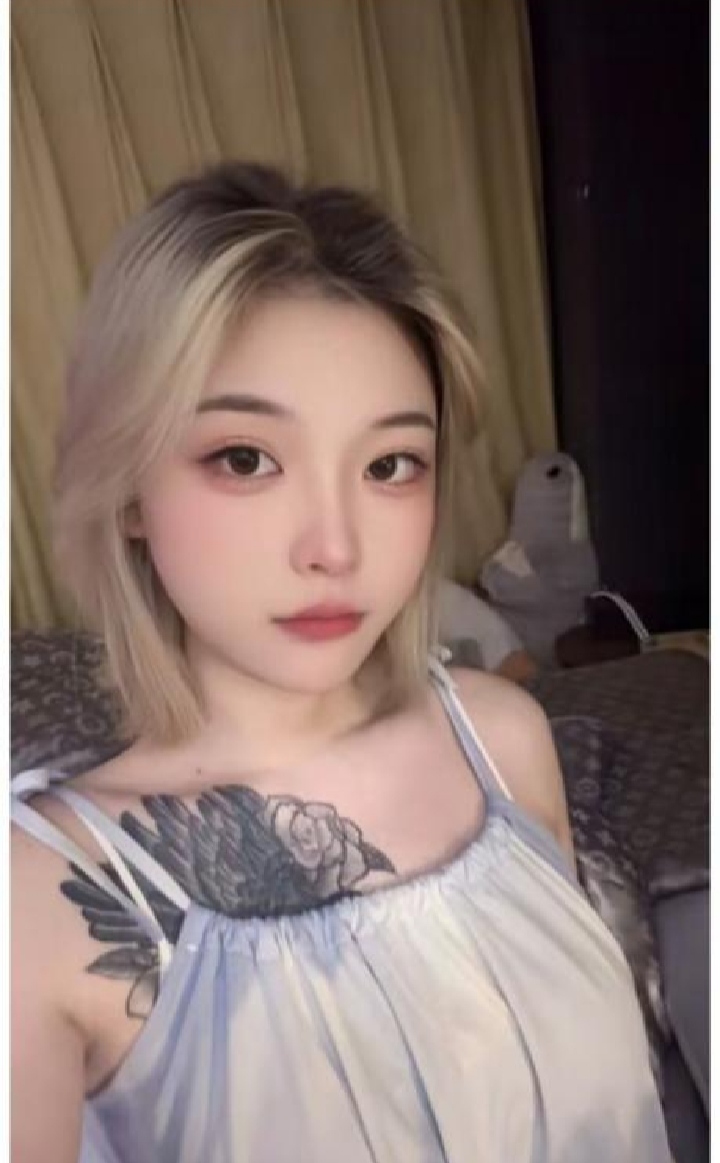 雨花丰润小萝莉雨儿