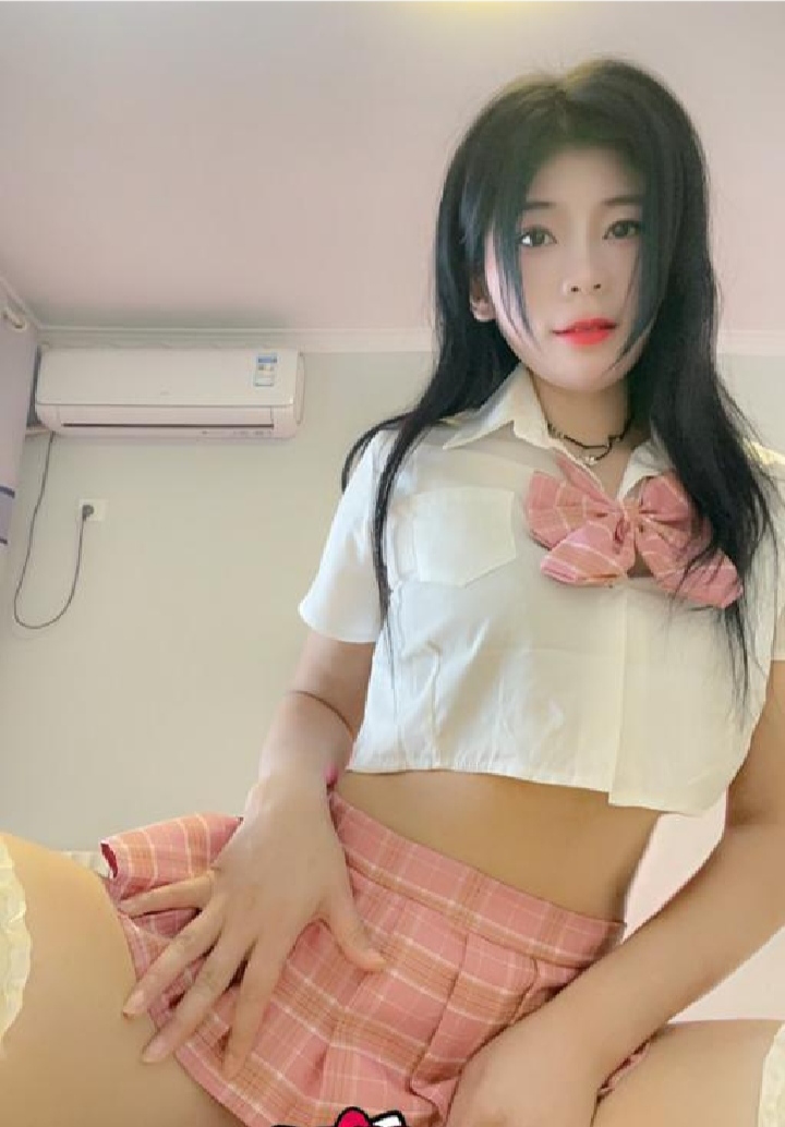 美艳服务系小姐姐