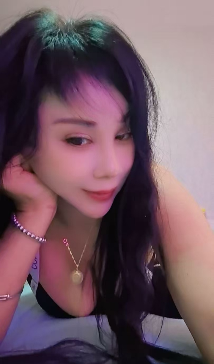 爆乳少妇南方姐姐