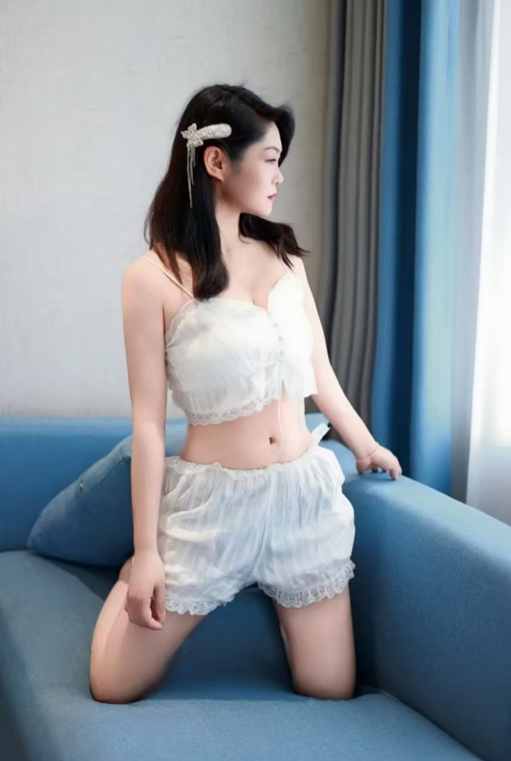 宿豫热辣服务系lily