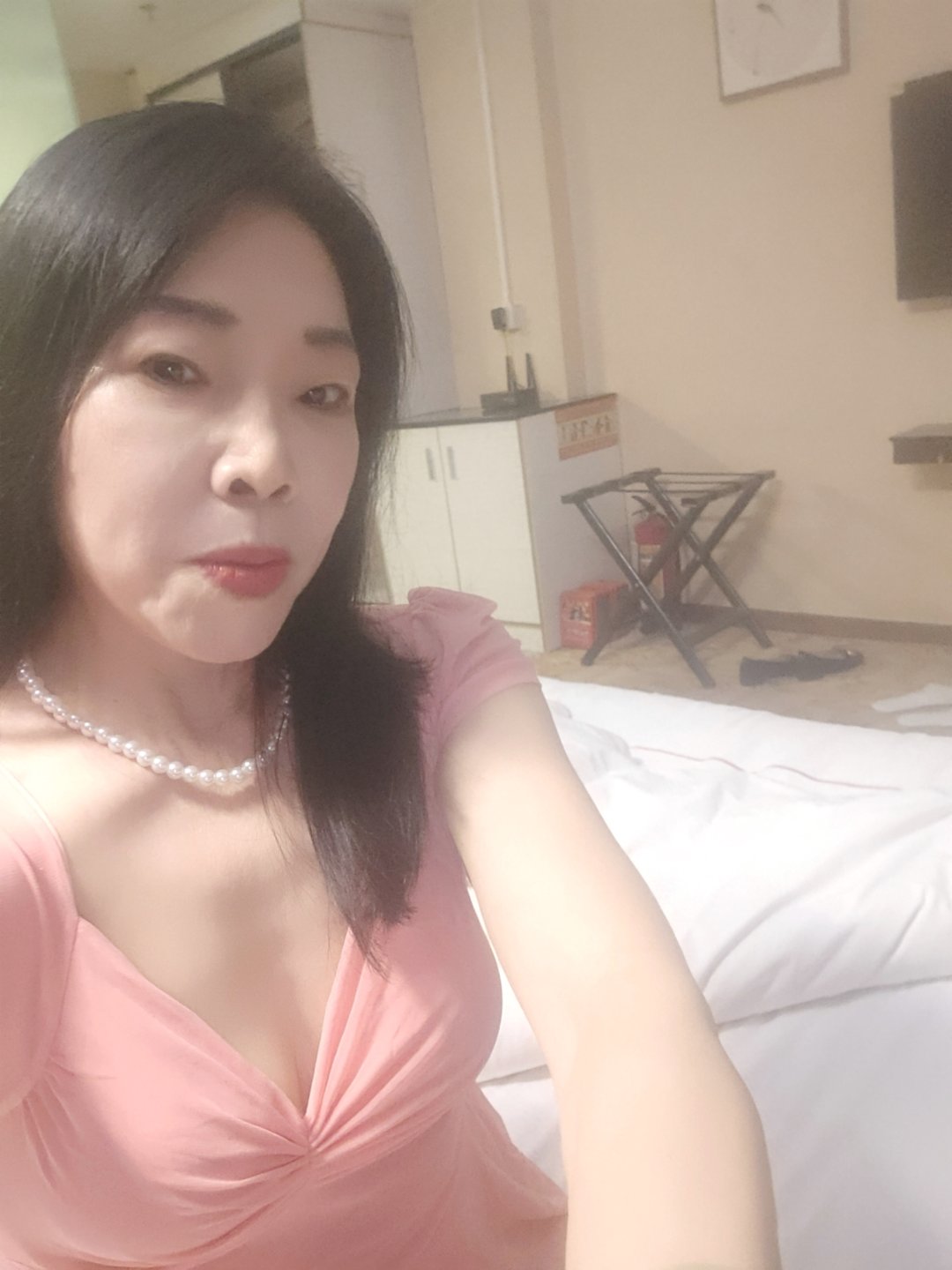 海珠市二宫乐乐 极品熟女 Sao货圣体 值得品鉴