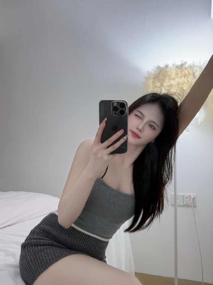 极品身材御姐萤萤