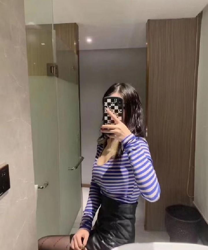 禅城制服辣妹西西