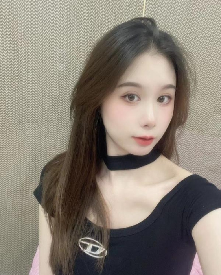 罗湖惹火辣妹白玫瑰