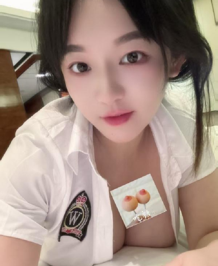 汉口性感大白兔梦梦