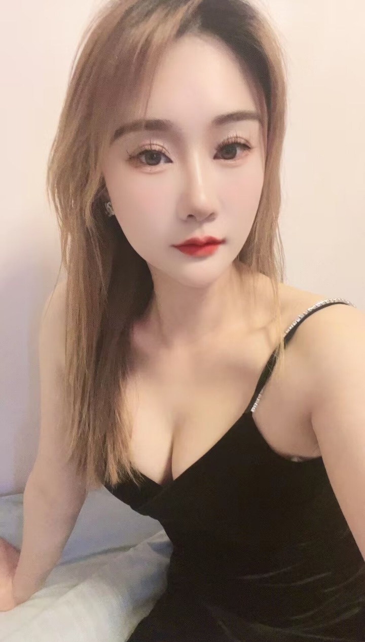 美女少妇刚下海