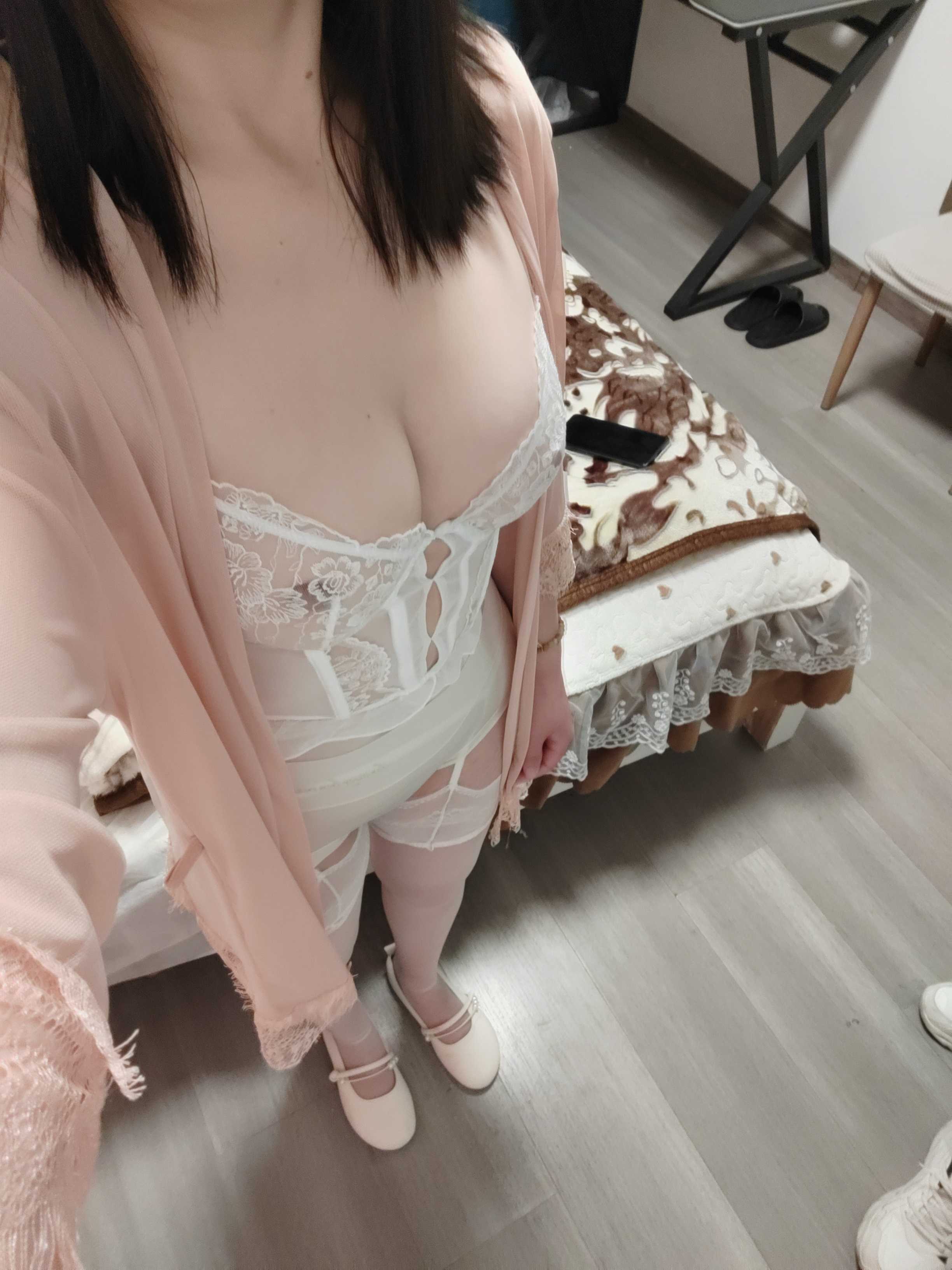 年轻服务大胸系