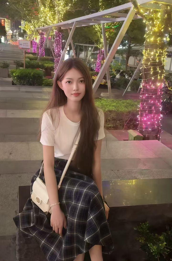 长安白嫩兼职甜妹