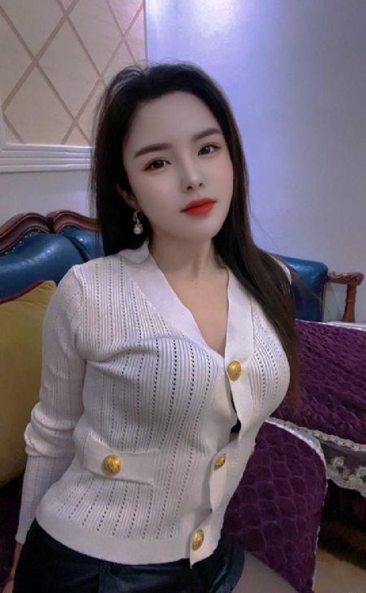 服务系大奶欲女晴晴