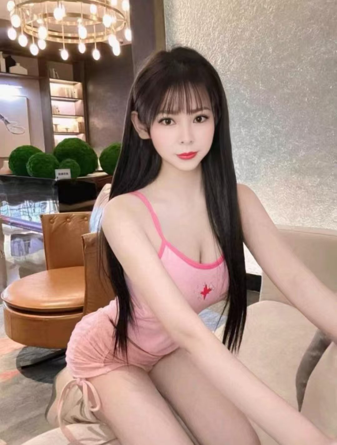 天河车陂新人小鱼儿 爆乳女神 白嫩诱人