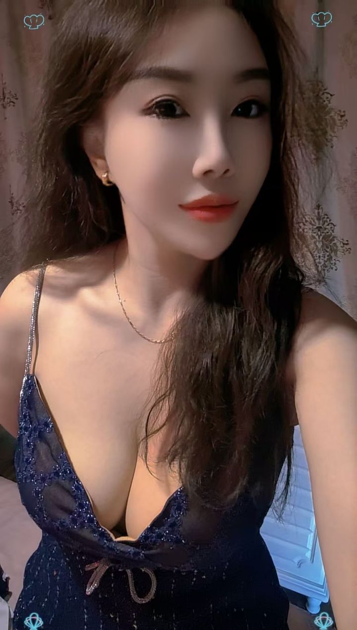 官渡美乳妖精艾米