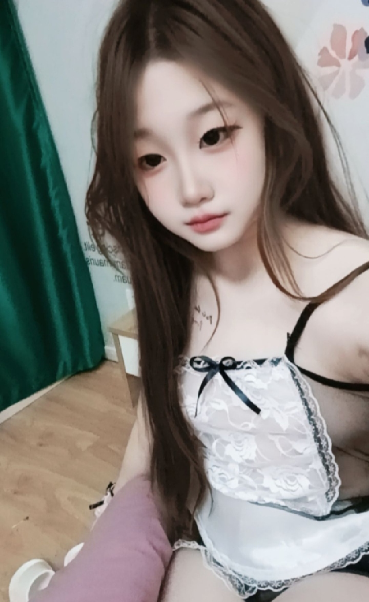 秦淮颜值嫩妹希瑶