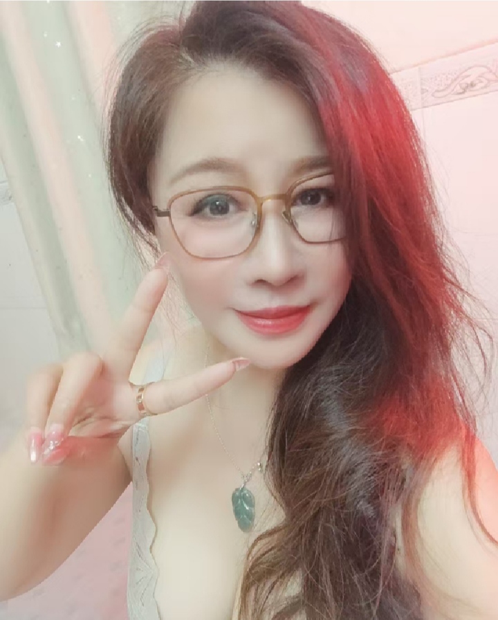 车陂眼镜Sao熟女琳琳