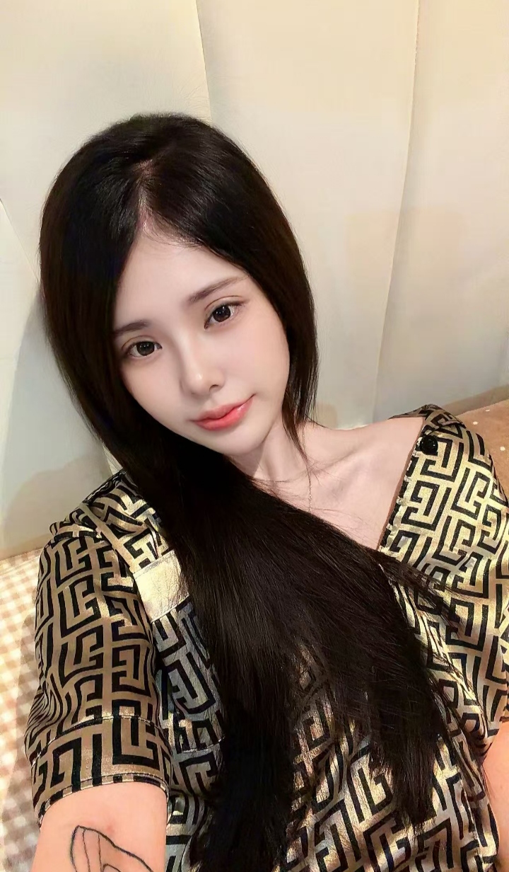 朝阳白嫩甜妹橘子