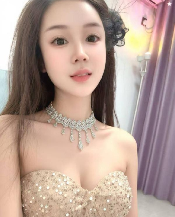 江阴美乳萌妹秸秸