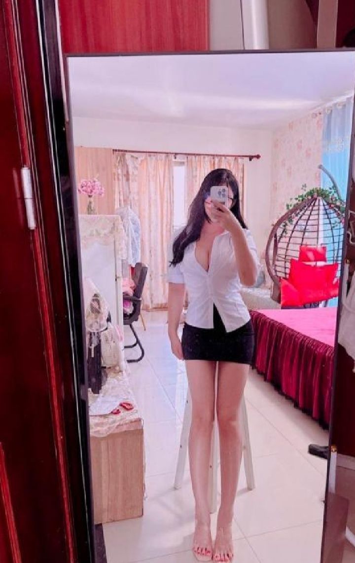 白嫩丰润甜妹晴儿