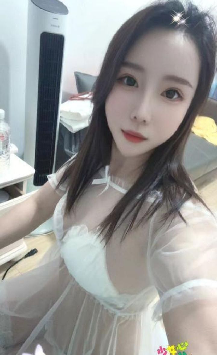 再战情趣小少妇青橙