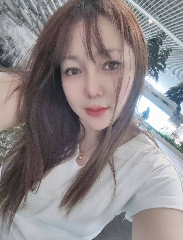 梁溪大胸喜宝爽歪歪