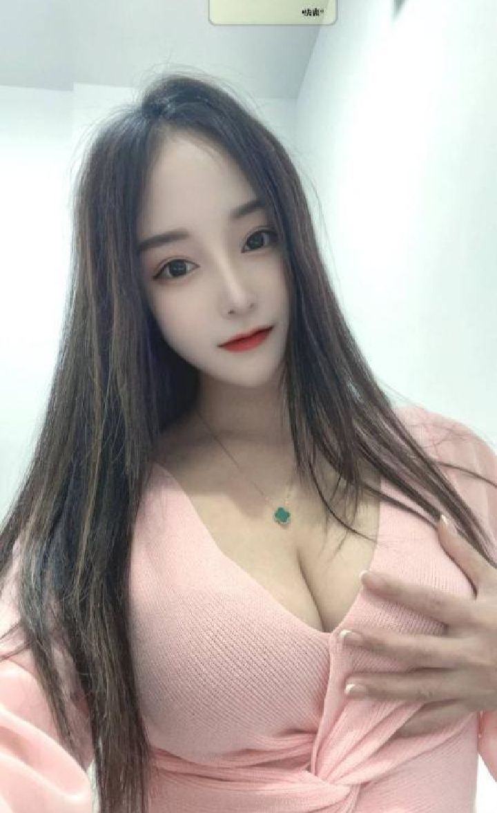 路桥大胸美少妇素素