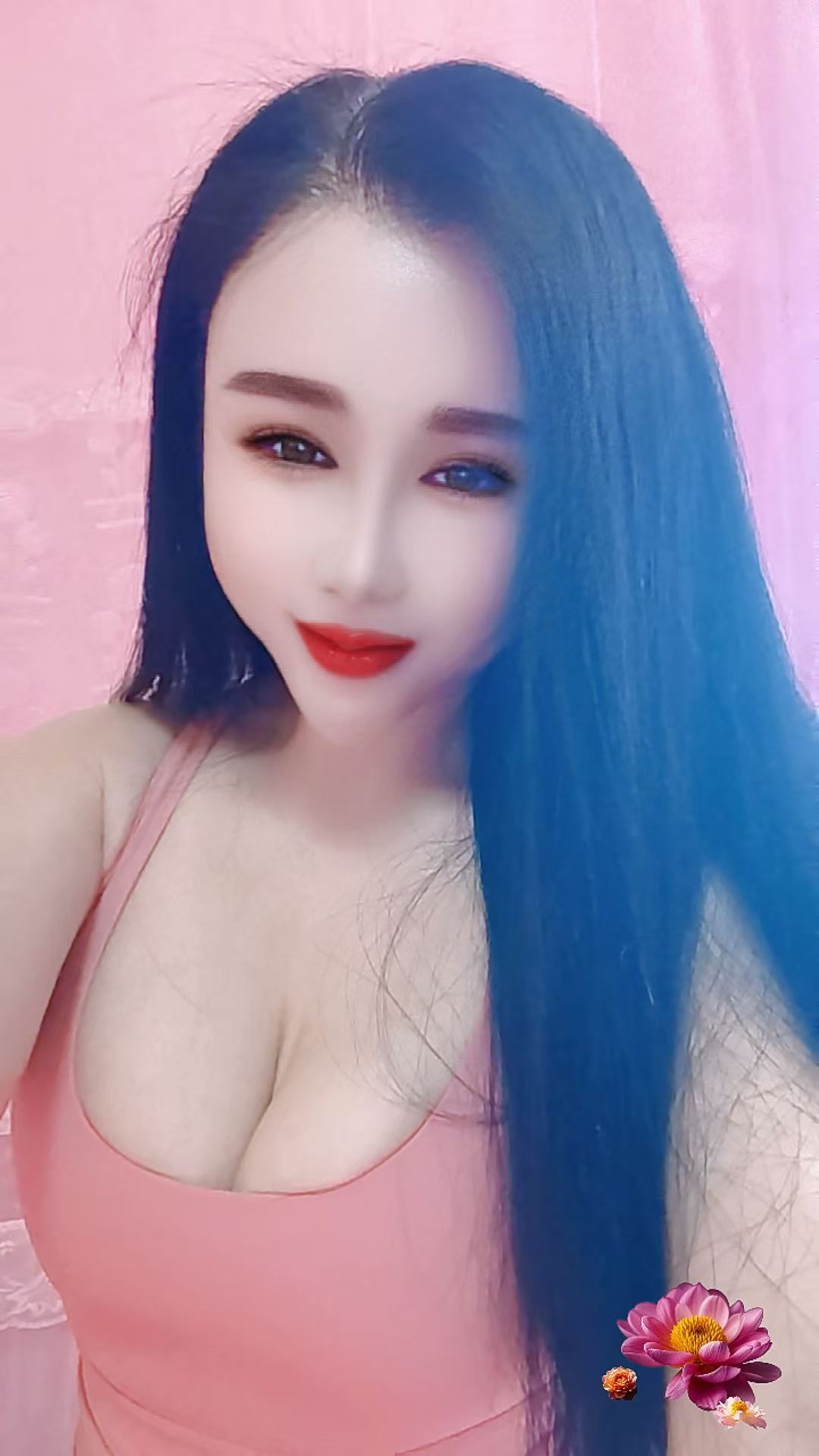 大奶翘臀小妖精